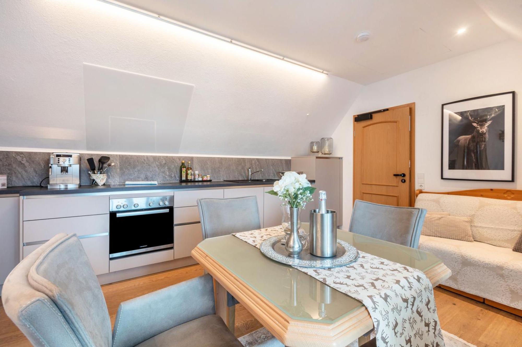 Villa Sunside Appartements ชลูคซี ภายนอก รูปภาพ